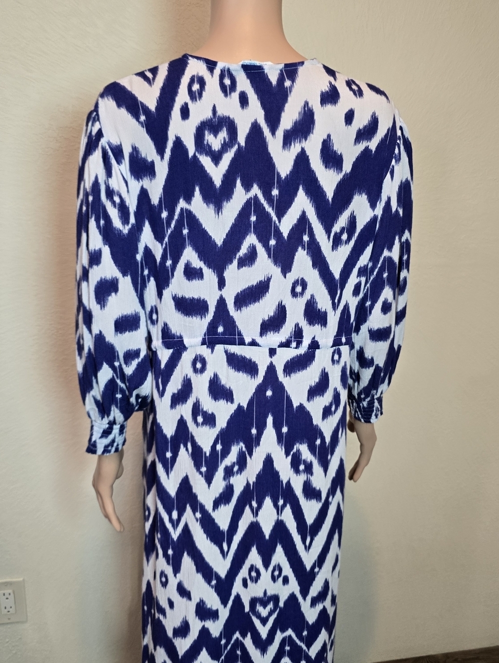 Blue Island Women's Blue/White Boho Flowy Tie Front Beach Cover Up Size Small - Picture 9 of 11